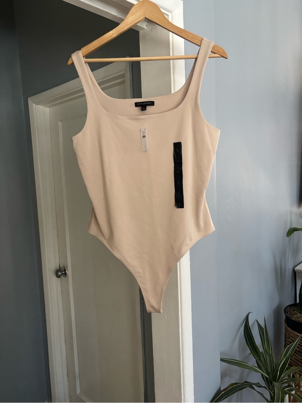 Banana RepIvory Scoop Neck Thong Bodysuit